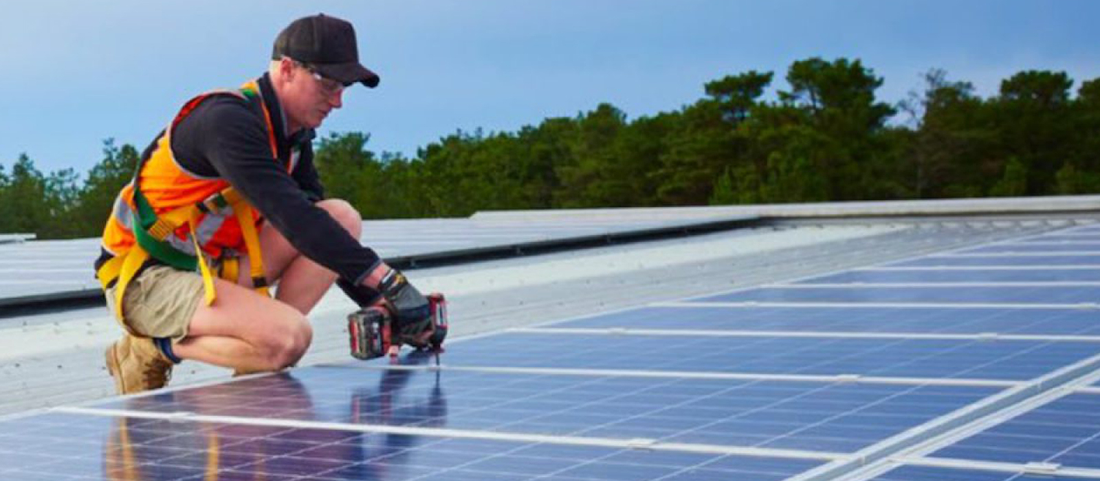 For What Reason Should You Hire Jacksonville Roofers?- Roof Solar